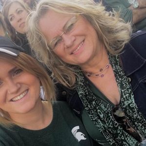 Meet your Posher, Lorene